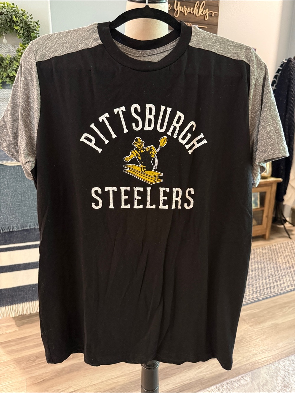 NFL Pittsburgh Steelers Black & Gray Raglan T-Shirt - NWT